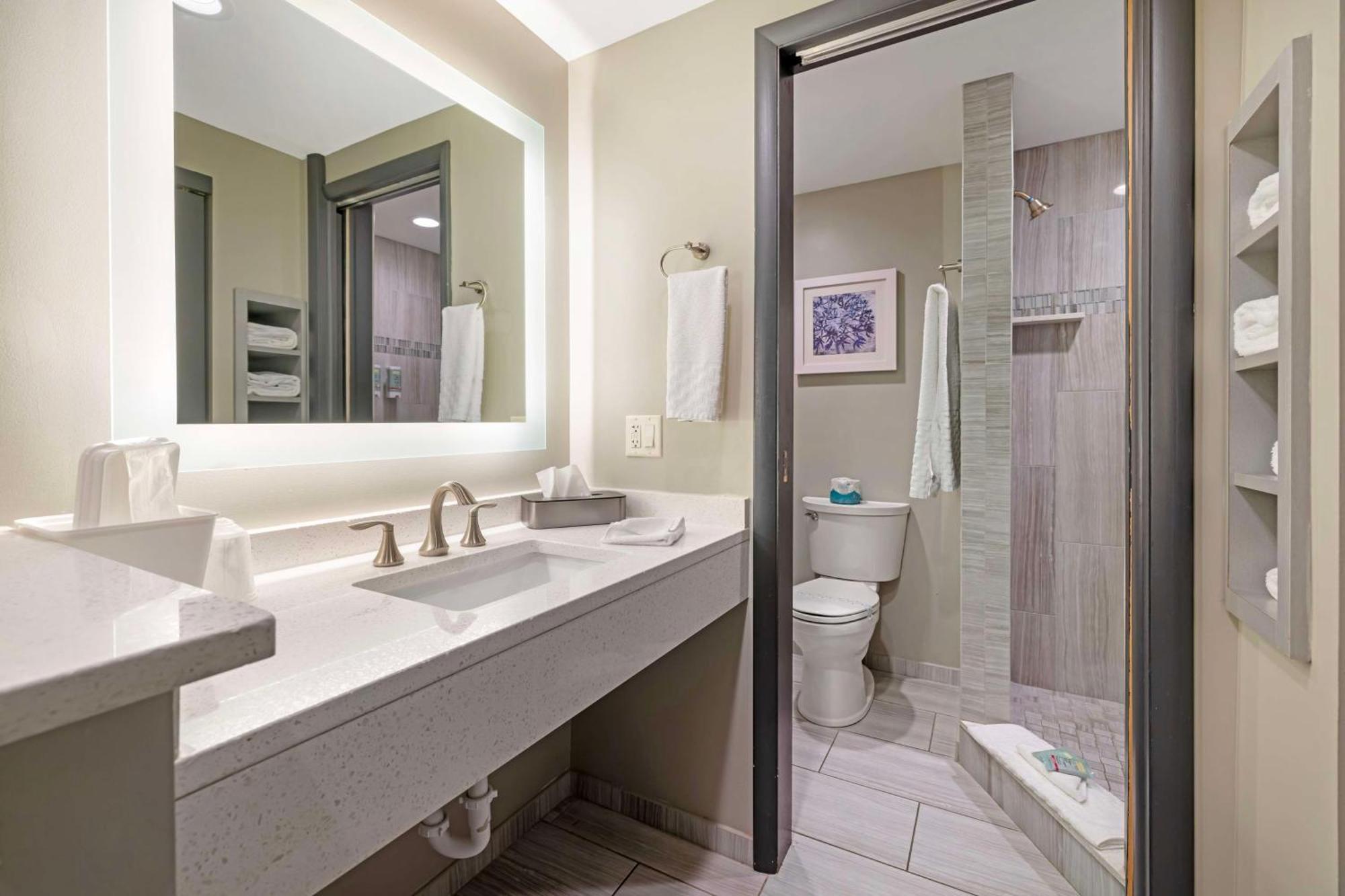 Best Western On The Avenue Buffalo Extérieur photo