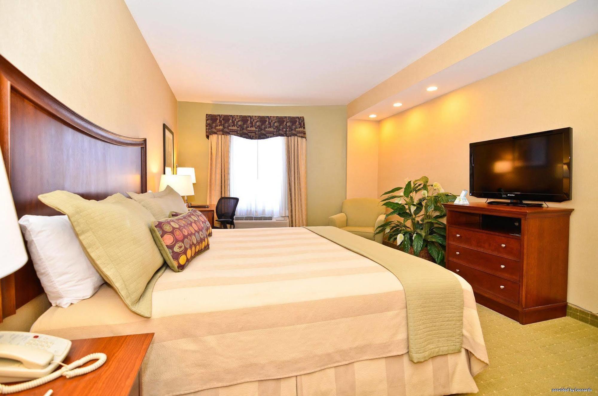Best Western On The Avenue Buffalo Chambre photo